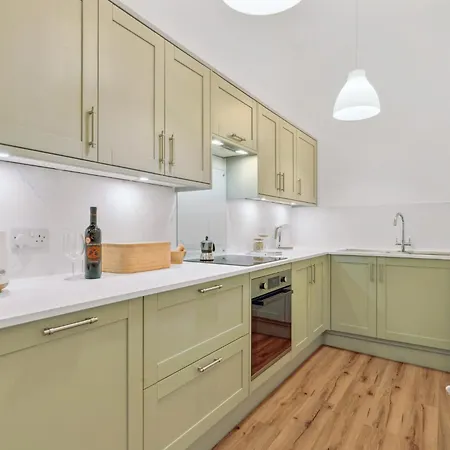 Woodford Street Apartment Glasgow