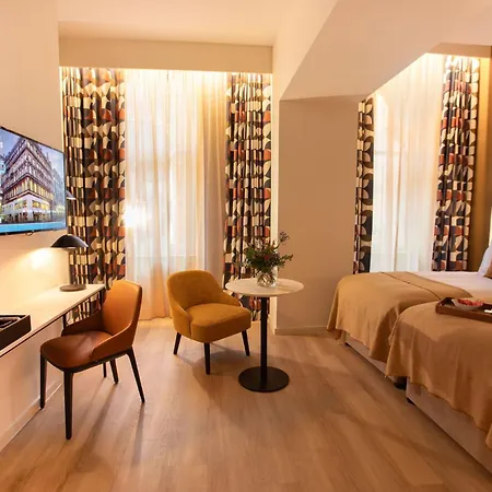 Hotell The Address 4*