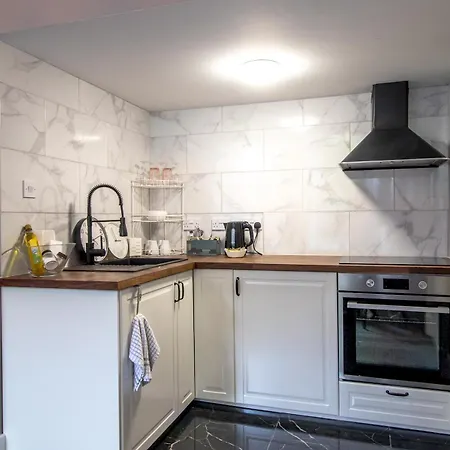 アパート Dream With Loft West End - Pass The Keys