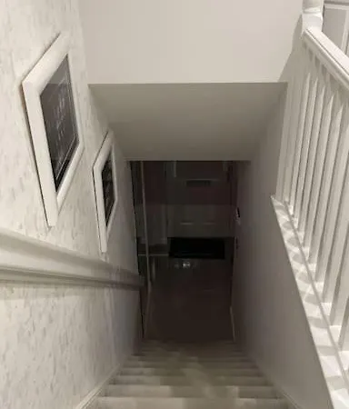 Entire 4 Bed Perfect Family In וילה