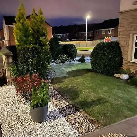 וילה Entire 4 Bed Perfect Family In גלאזגו