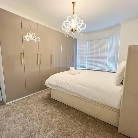 Haven Modern Oasis - Free Parking Vakantiehuis *