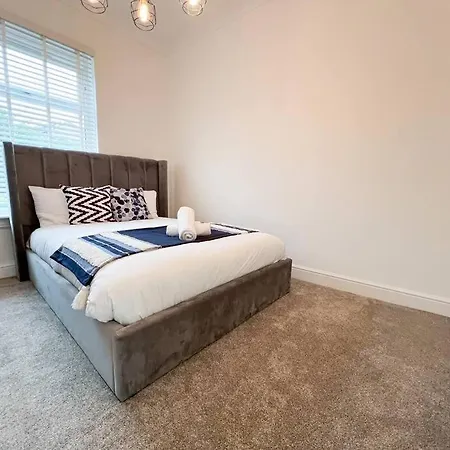Vakantiehuis Haven Modern Oasis - Free Parking Glasgow