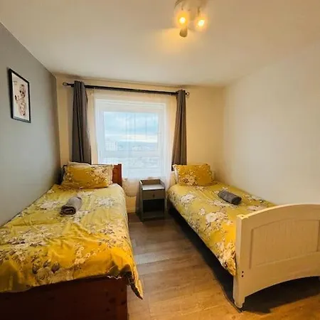 Floor Of The Building, Spectacular Views!