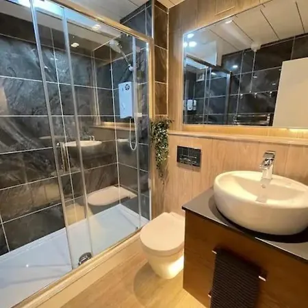 Floor Of The Building, Spectacular Views!