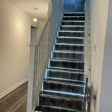 Prime Location Apartment *