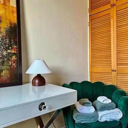Apartment Two Bedroom Maisonette In The Heart Of The West End *