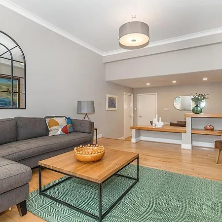 Bright And Duplex In Centre * Glasgow