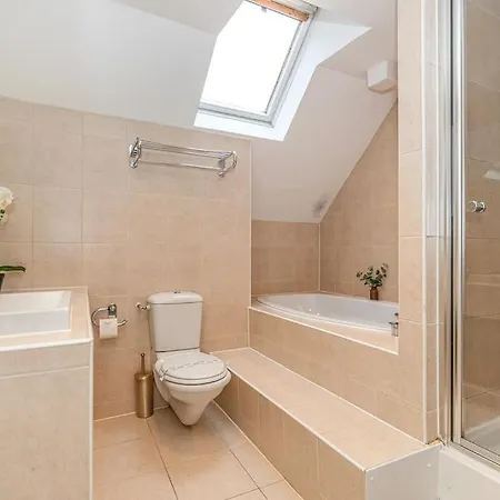 Bright And Duplex In Centre