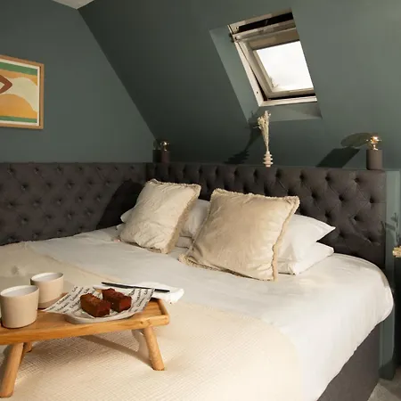 Hotel Celentano's Restaurant With