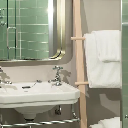 Celentano's Restaurant With Глазго