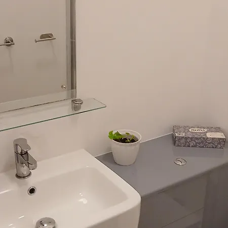 Apartment Campus Oasis *
