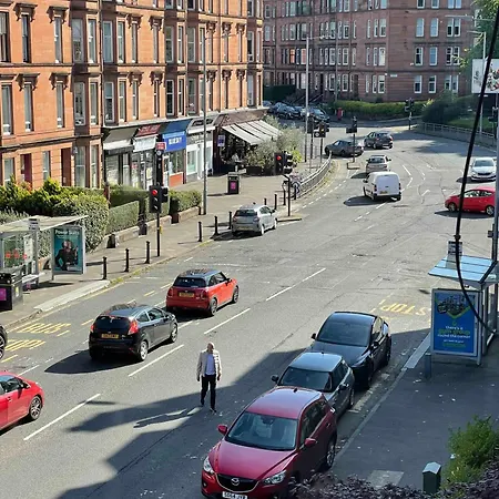 2 Bed West End