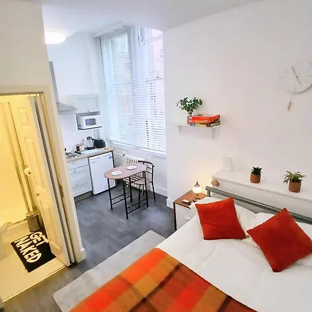 Campus Oasis Apartment