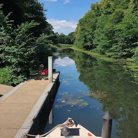 Ботель Snug 30ft Narrowboat With Indoor Fireplace Глазго