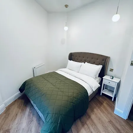 Royal Chambers Serviced Apartment *