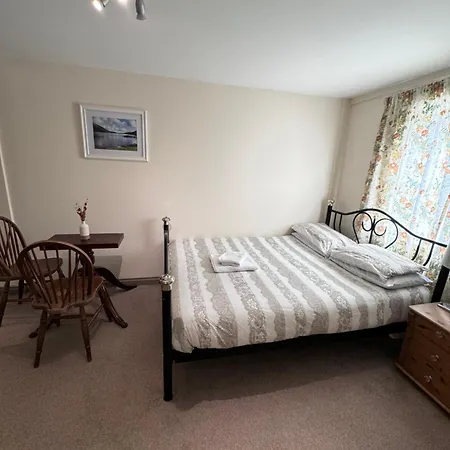 Cozy With A Comfy Double Bed * Glasgow