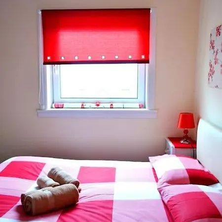 شقة 3 Bedroom - Free Parking & Wifi 350mbps