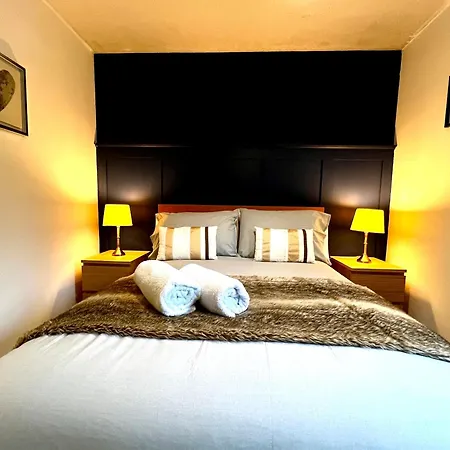 公寓 Ground Floor Flat With Free Parking & Wifi 格拉斯哥