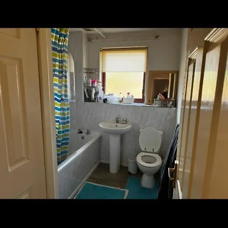 Sarwar Homestay Glasgow