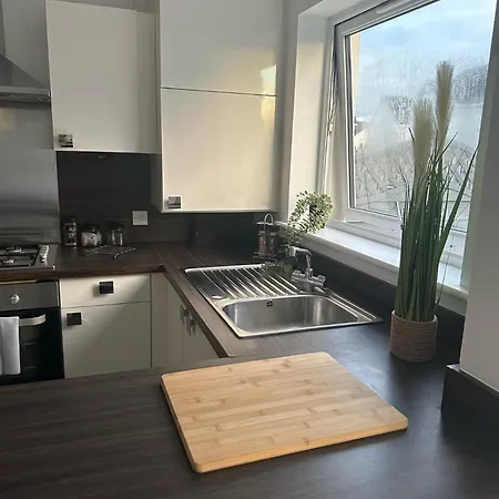 Black Daisy Apartman
