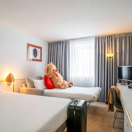 Novotel Centre Hotel