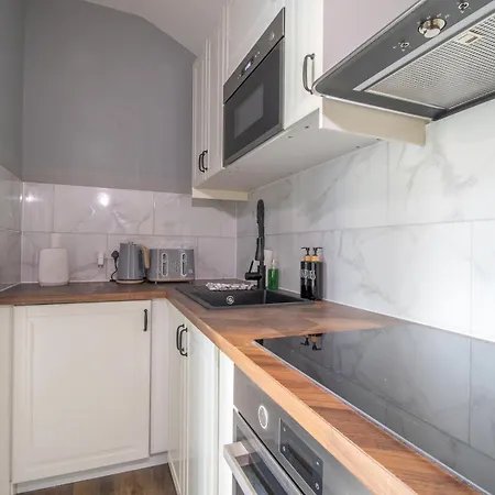 The Blue Nile Hillhead - Pass The Keys Appartement