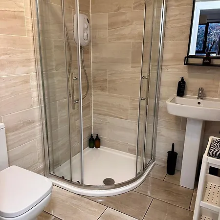 Brightcentral With Parking *