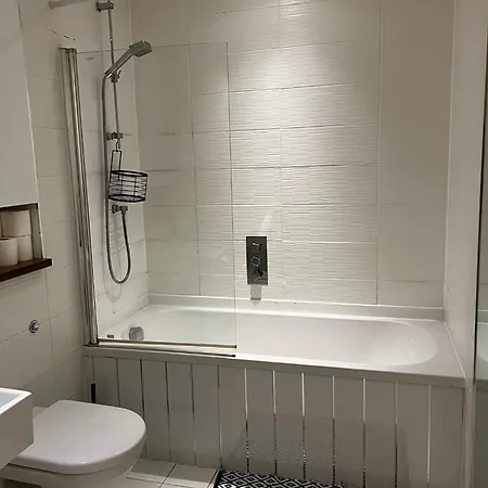 Harbour With River View 格拉斯哥