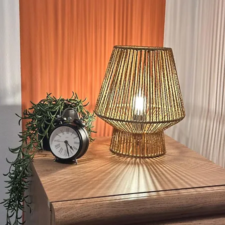 Stylish 2 Bed Retreat Apartament *