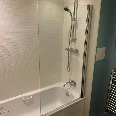 Metropolitan Nest - Easy Walk To Hydro & Secc Center