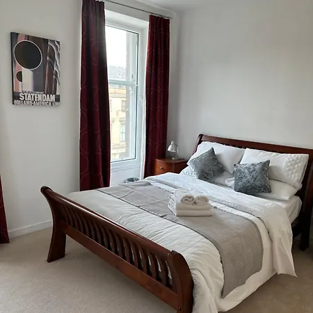 Comfy Two Bedroom Right In The City Center * Глазго