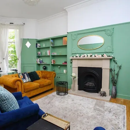 Lovely Spacious 2 Bed Flat