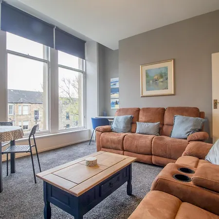 Wonderful West End - Pass The Keys *