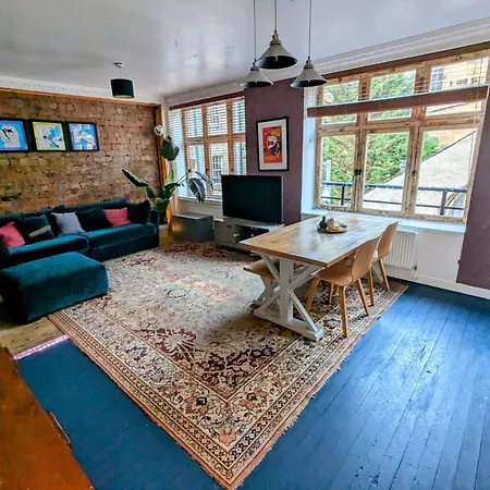 One The Mews * Glasgow