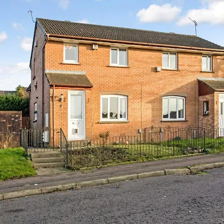 Bonnie Home, Queens Park, Centre And Hampden Stadium Nearby Glasgow