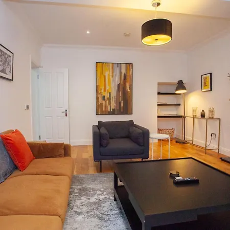 Tatil Evi Charming Sandstone-basement In West End *