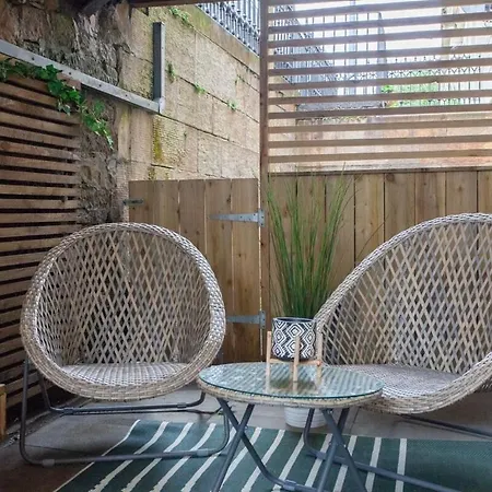 Apartment Beautiful 2 Bed Flat With A Private Terrace