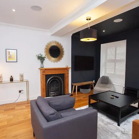 Charming Sandstone-basement In West End Vakantiehuis Glasgow