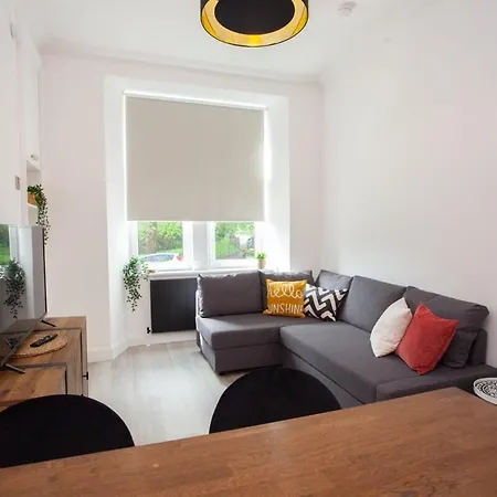 Stunning Flat In West End Location Lägenhet *