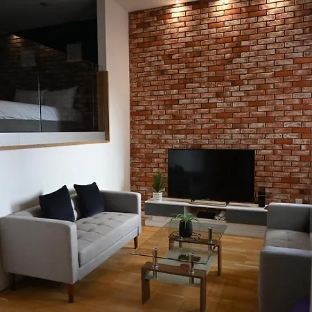 Апартаменты Stunning Centre Duplex Глазго