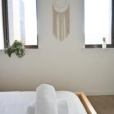 Stunning Centre Duplex Апартаменты