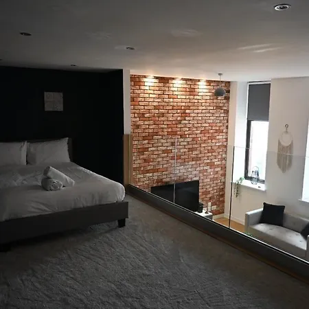 Stunning Centre Duplex Апартаменты