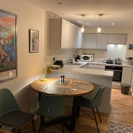 The Art Flat Woodlands *