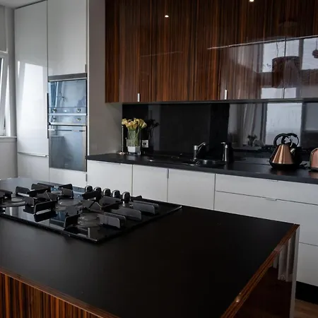 公寓 Stunning 3 Bed Penthouse In West End *