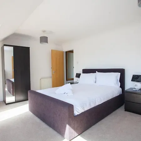 3 Bedroom Duplex With Free Parking Apartamento Glasgow