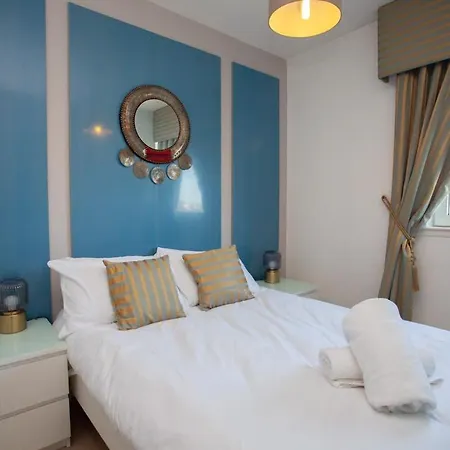 Apartamento Riverside Flat With Stunning Views *