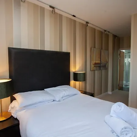 Riverside Flat With Stunning Views Apartamento Glasgow