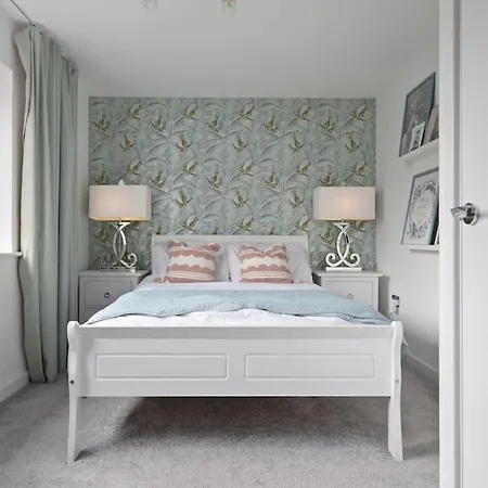 3x Double Beds With Driveway Parking And Ps4 By Vista Short Lets Scotland Lägenhet Glasgow