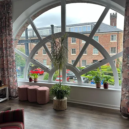 Stunning 2 Bedroom Appartement